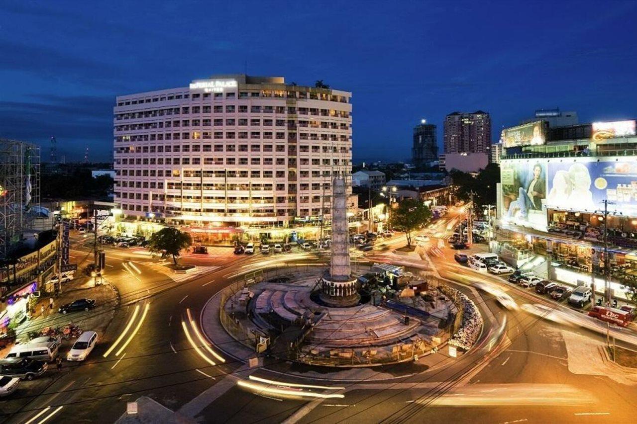 Imperial Palace Suites Quezon City Exterior foto